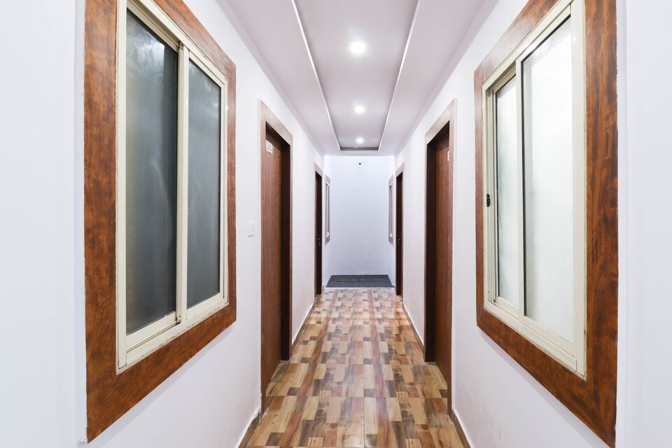 OYO 43443 Arcadia Inn , Gomti Nagar Lucknow, Lucknow