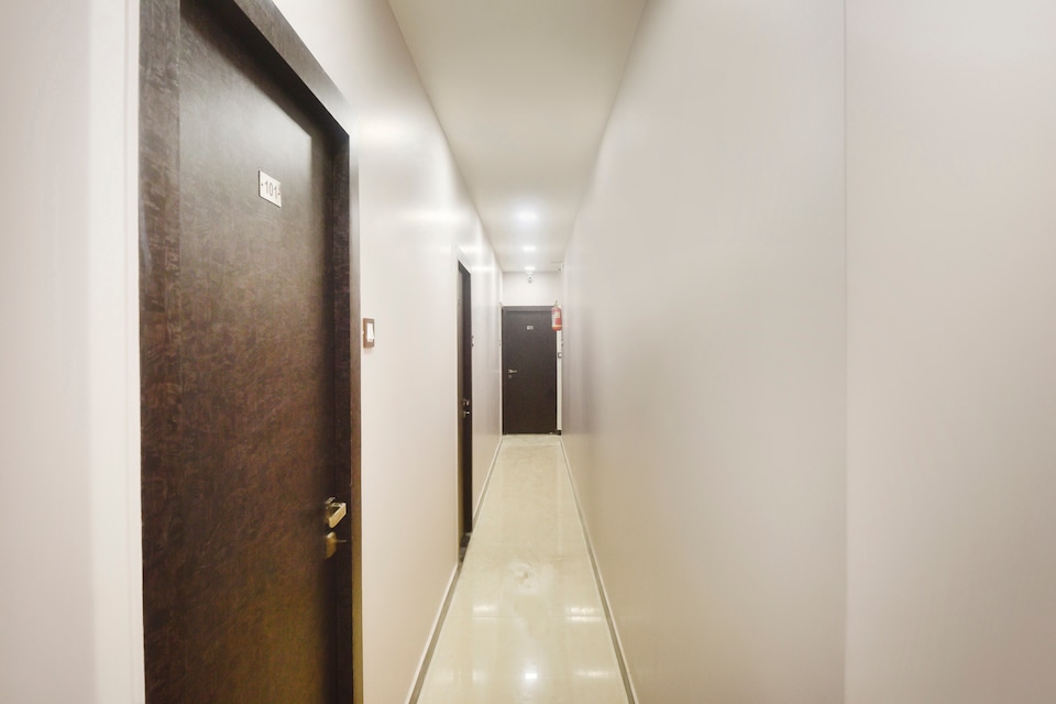 Hotel Blue Sky, Mumbai Bhandup-Vikhroli-Mulund, Mumbai