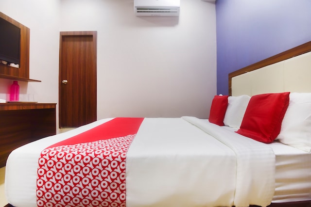 Hotels Bhandup West  Mumbai Starting    598 Upto 58  OFF 136
