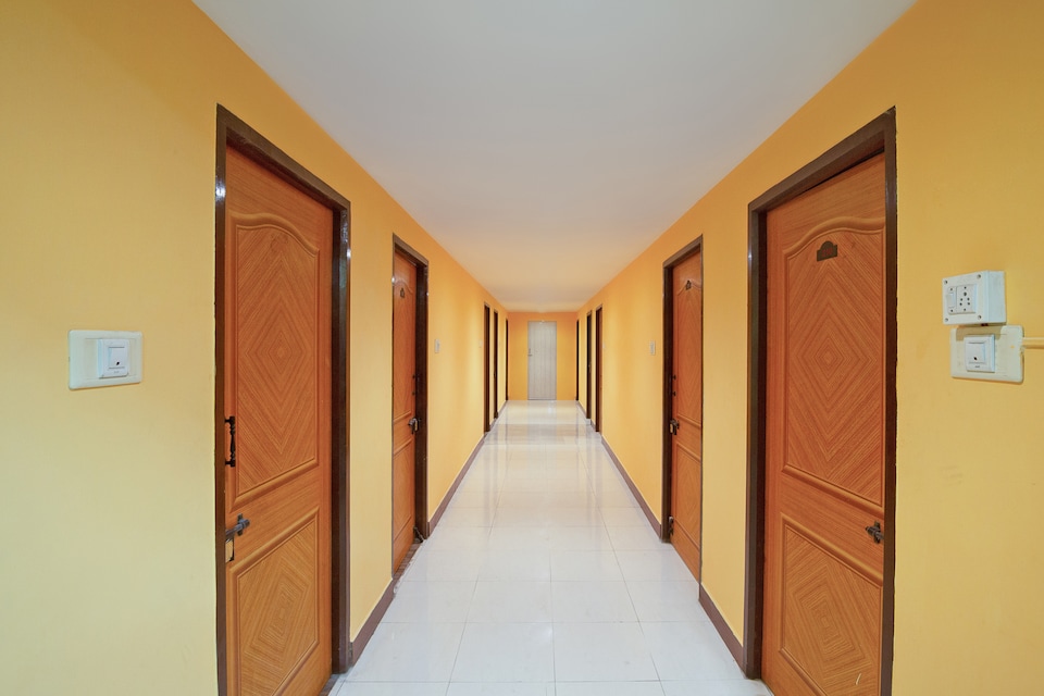 Flagship Amudha Residency Mogappair East Near Koyambedu Metro Station, Anna Nagar Chennai, Chennai