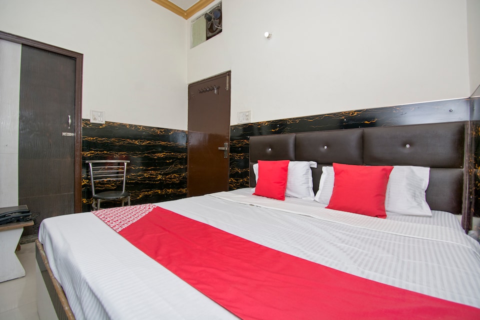 OYO 43606 Darshan Guest House, Golden Temple Road Amritsar, Amritsar
