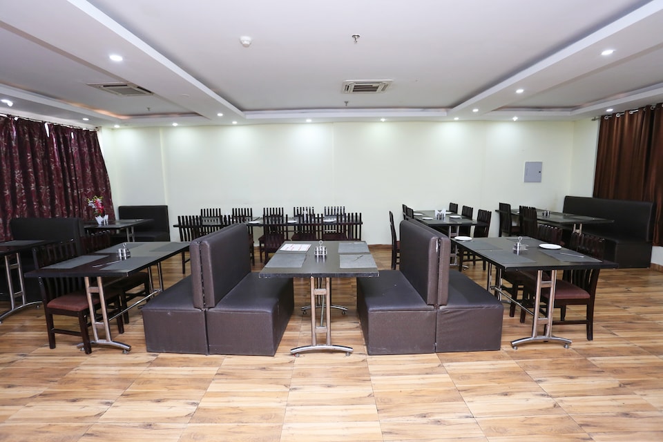 Capital O 43509 Hotel Sps Inn, Rewa, Rewa