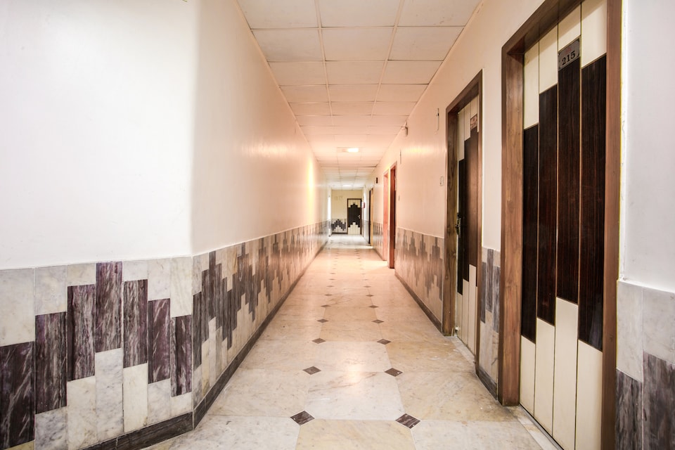 OYO 3931 Hotel Hiramani, Mumbai Dadar-Worli-Parel, Mumbai