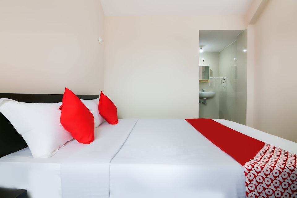 OYO 43615 Hotel Sunshine, Vasco Goa, Goa