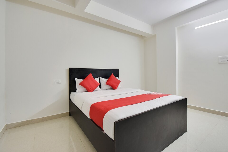 OYO 43621 Hindavi Inn 3 , Jalahalli Bangalore, Bangalore