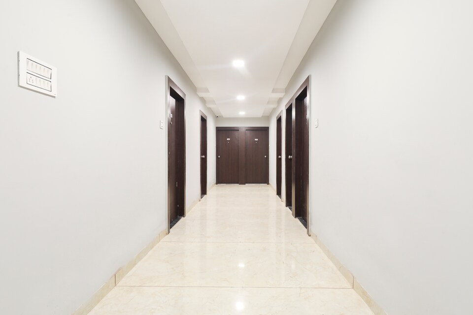 OYO 43622 Hotel D9, radission square, Indore