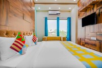 OYO Home 43629 Elite Stay Shalimar Bagh