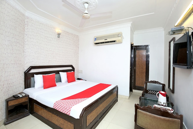 OYO Hotel City Heart 18