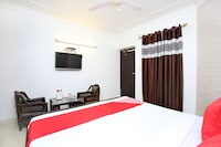 OYO Hotel City Heart 18