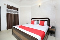 OYO Hotel City Heart 18