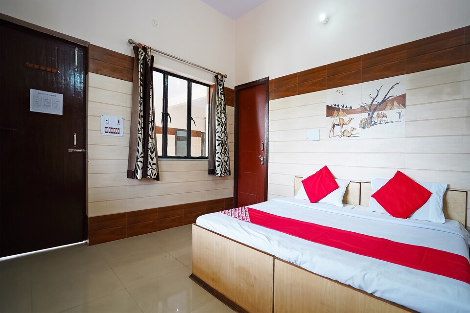 OYO 43646 Mukund Sarovar, Mathura, Mathura