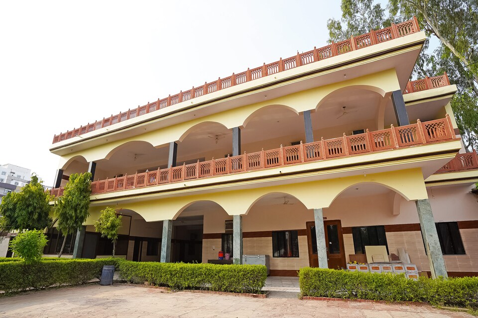 OYO 43646 Mukund Sarovar, Mathura, Mathura