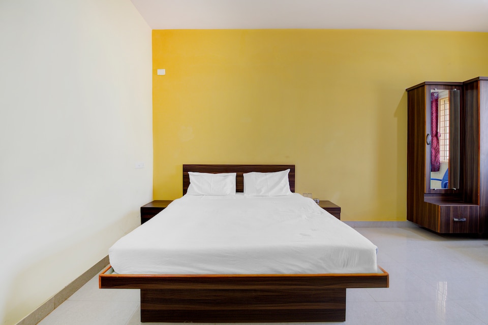 SPOT ON 43662 Anjanadri Lodge, Chikballapur-Bangalore, Chikballapur