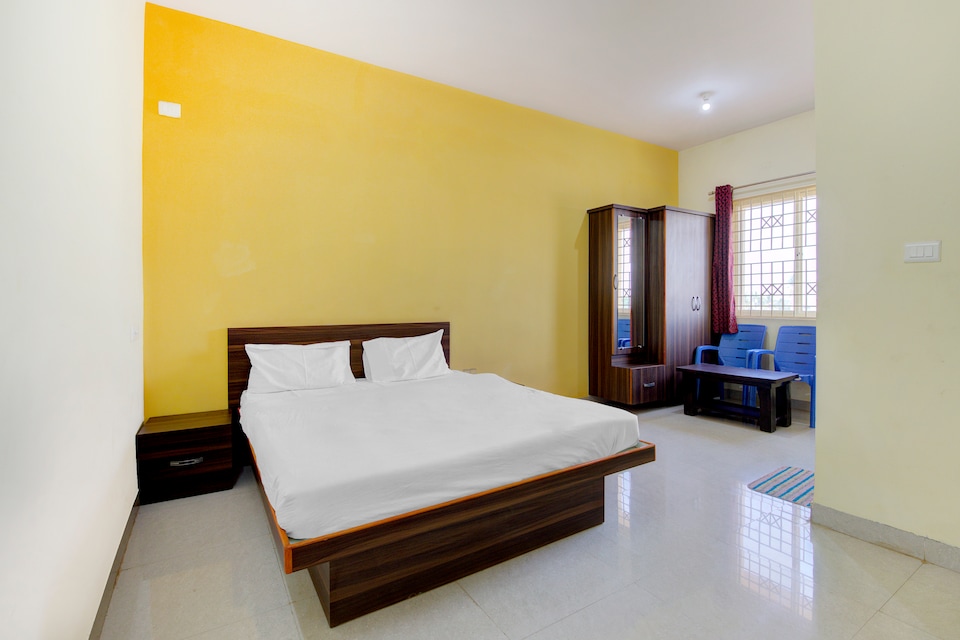 SPOT ON 43662 Anjanadri Lodge, Chikballapur-Bangalore, Chikballapur