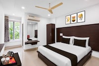 Super Townhouse Oak Mancherial Railway Station Formerly Vishnu Residency