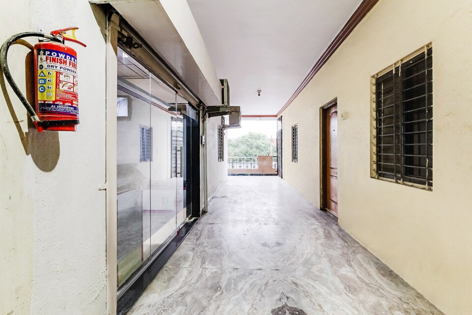 OYO 43680 hotel sandeep, Ranjangaon, Ranjangaon