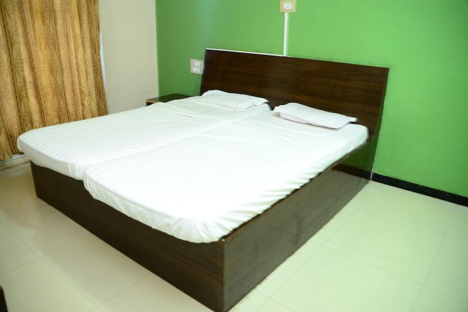 SPOT ON 43712 Bilwa Residency, Hospet-II, Hospet