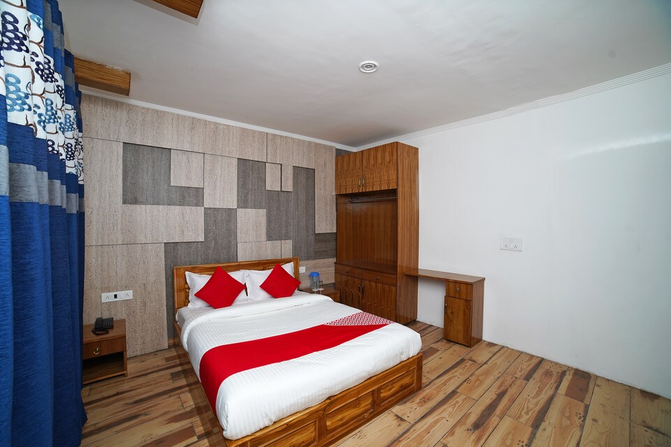 OYO 43820 The Snow Lion, Highcourt Nainital, Nainital