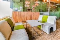 Hotel O AK ACACIA