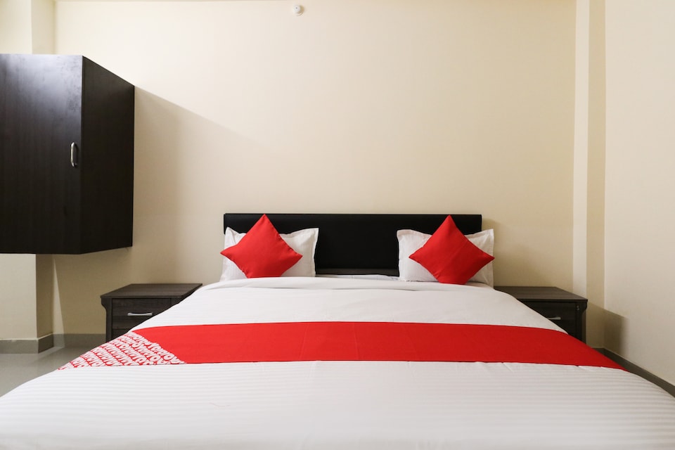 OYO 43835 Imperial Stays, Patia Bhubaneswar, Bhubaneswar