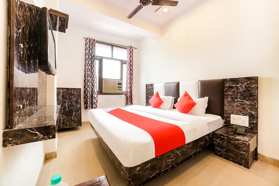 OYO 43841 Hotel 3 Star, Paharganj Delhi, Delhi