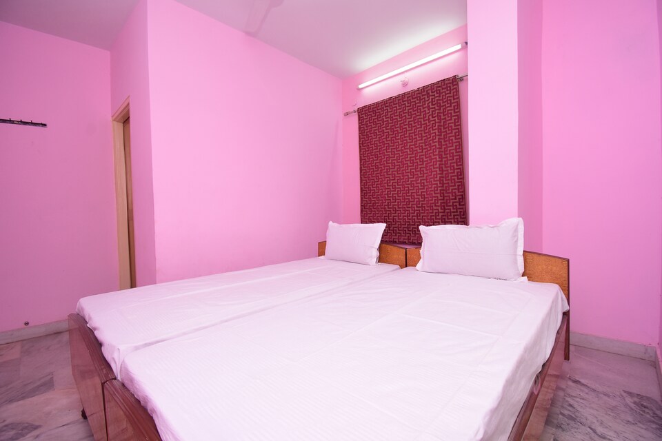 SPOT ON Hotel Royal Residency, Firayalal, Ranchi