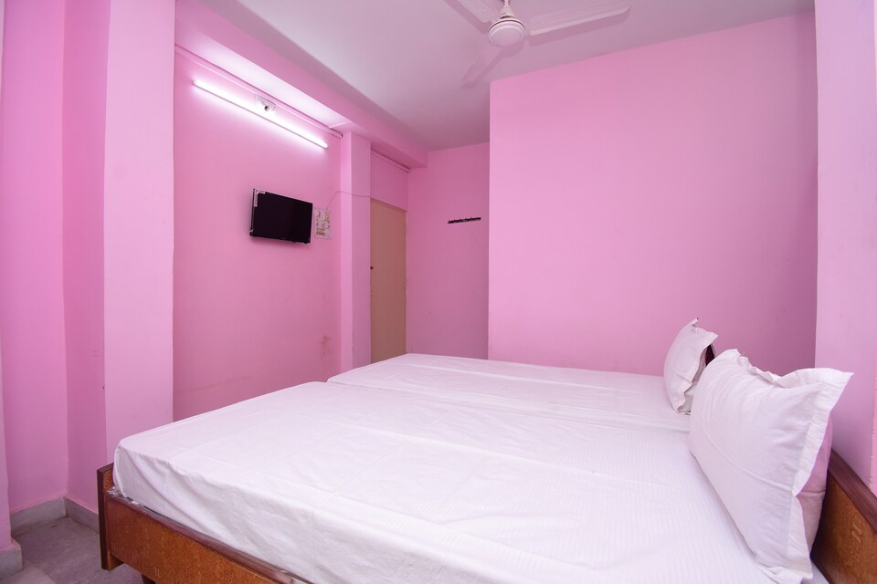 SPOT ON Hotel Royal Residency, Firayalal, Ranchi