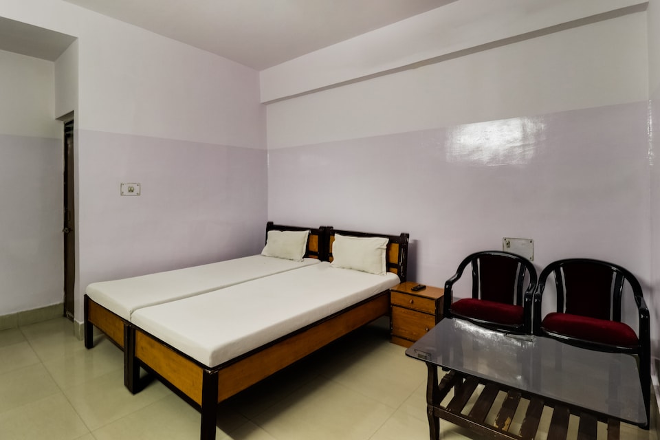 SPOT ON 43849 Prabhat Palace, Bus Stand Bokaro, Bokaro