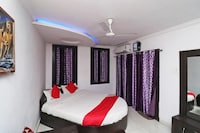 Hotel O Mn Galaxy