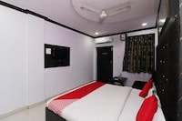Hotel O Mn Galaxy
