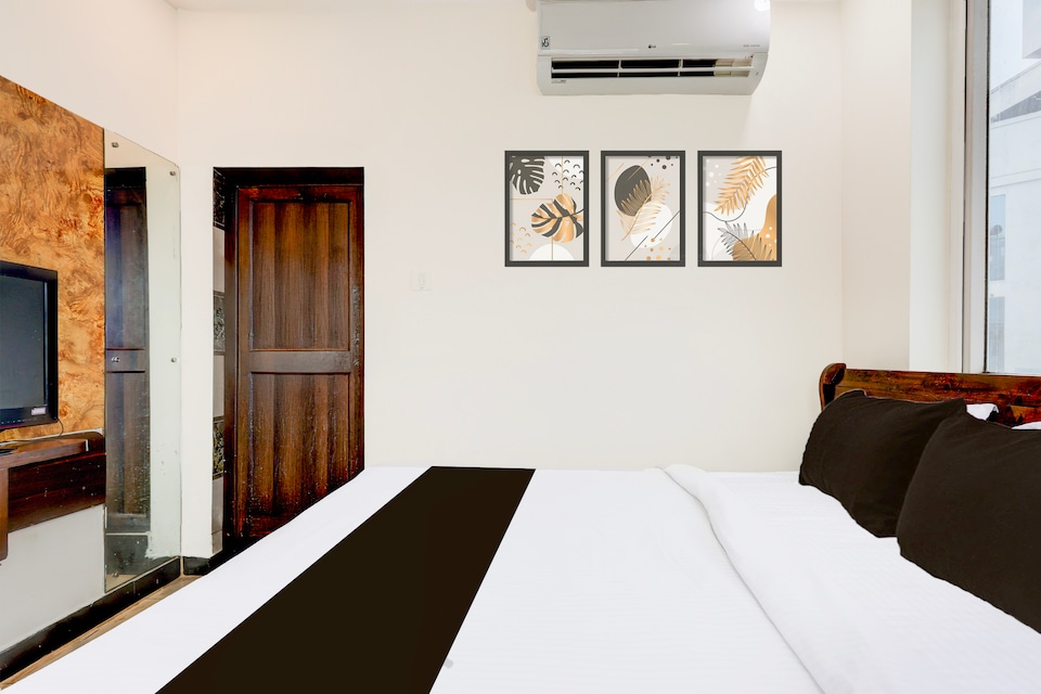 Hotel O MG Road Formerly Aditi, Governorpet Vijayawada, Vijayawada