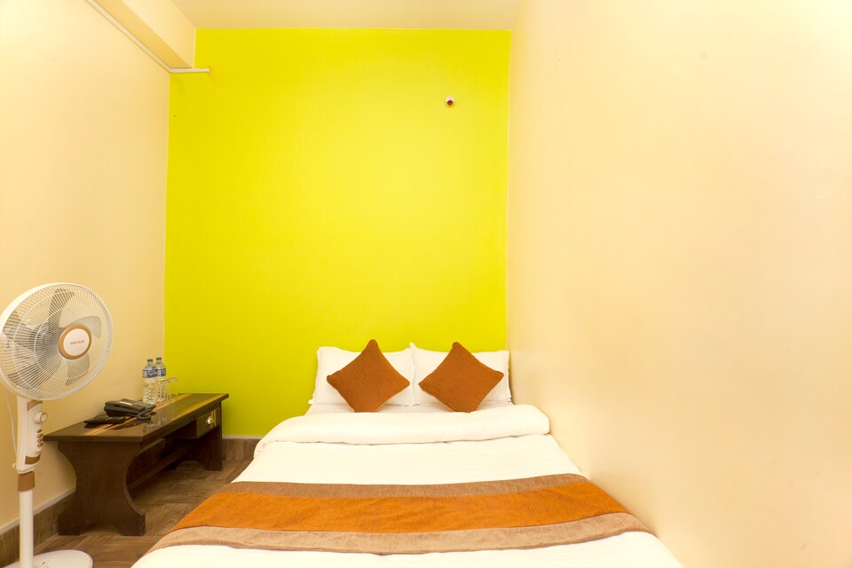 OYO 473 Hotel Jungle Palace, Sauraha, Chitwan