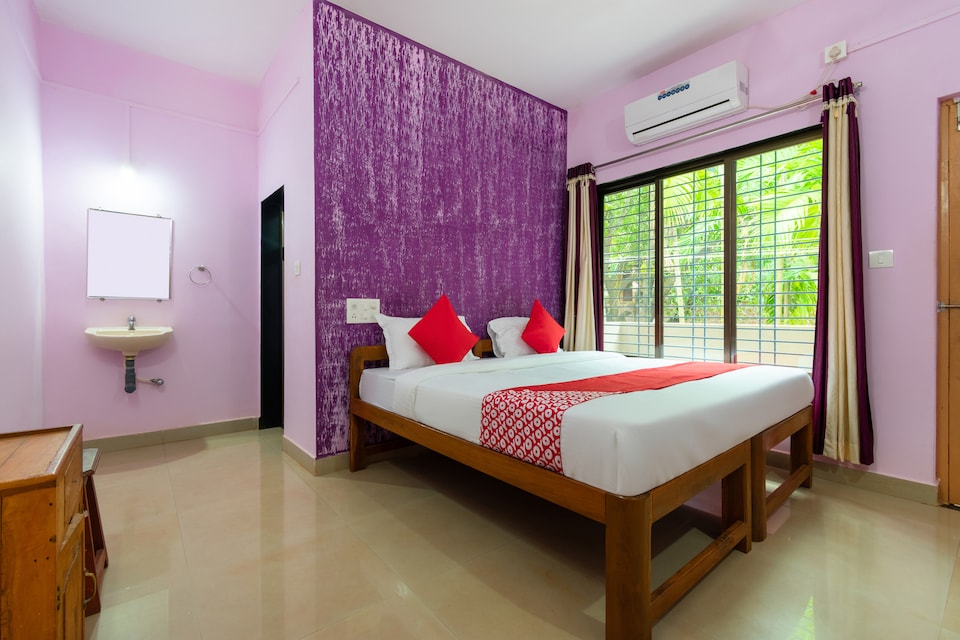 OYO 43877 Valukeshwar Beach House, Guhagar Outer, गुहागर