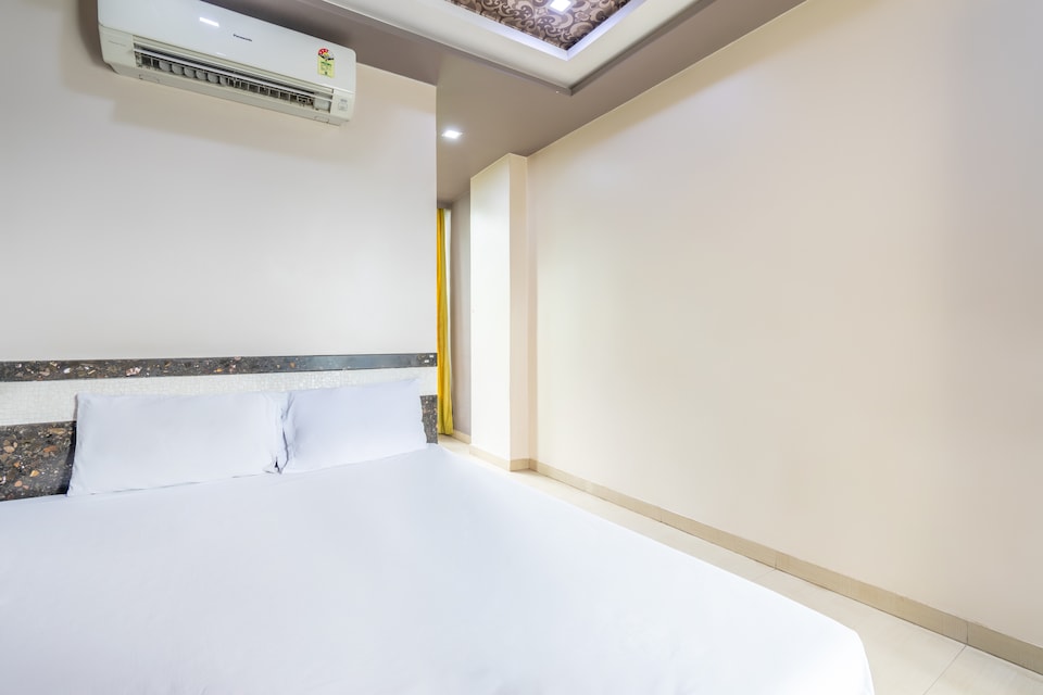 SPOT ON 43891 Vinayak Lodge, Solapur, Solapur