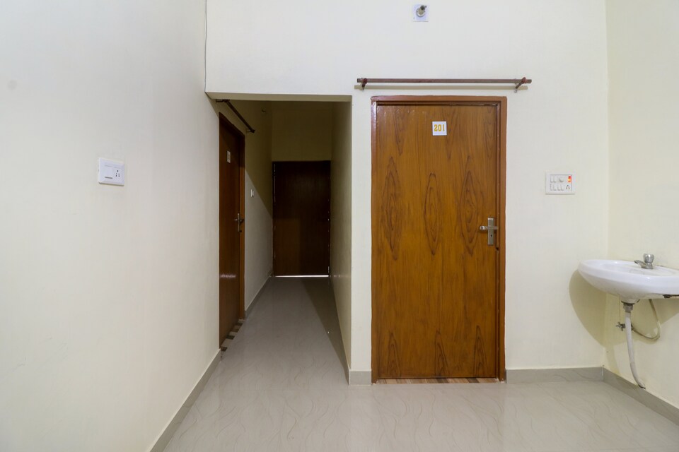 OYO 43901 Baba Guest House, Sarnath Varanasi, Varanasi