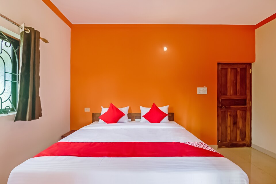 Flagship Mary Vaz Guest House, Calangute Goa, Goa