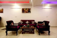 Hotel O Royal King