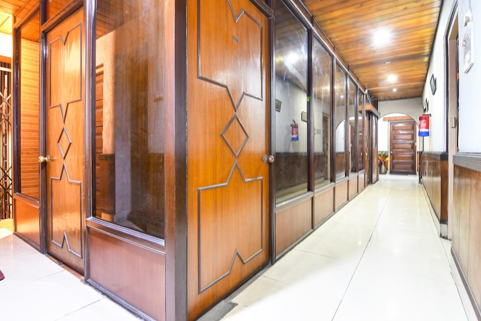 Super Collection O Salt Lake Formerly Harry Guest House, Salt Lake Kolkata, Kolkata