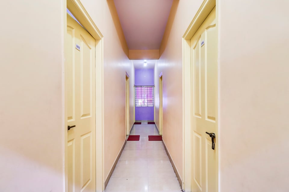 SPOT ON 43943 SS Comforts, BTM Madiwala Bangalore-II, Bangalore