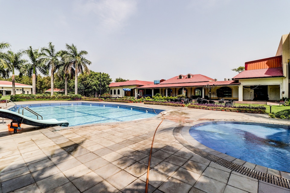 Palette - Orient Resort, Rania Kanpur, Kanpur