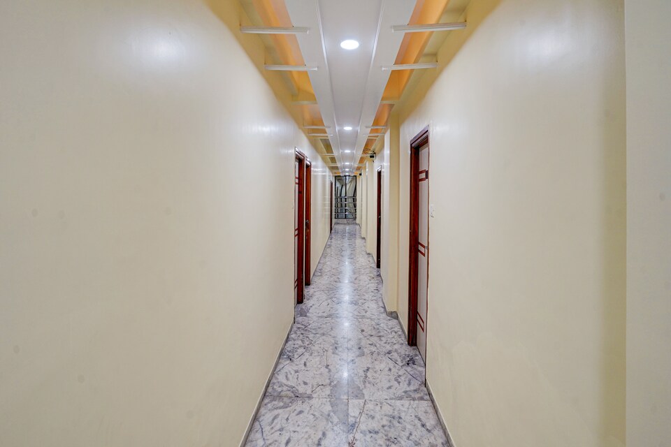 OYO 43973 Tophill Lodge , Ooty Kotagiri Road, Ooty