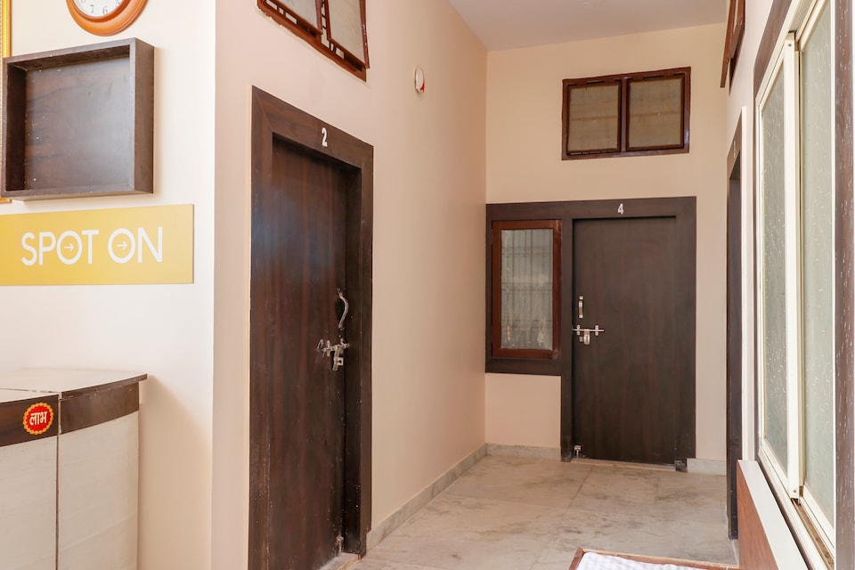 SPOT ON Hotel classic inn, Ayudha Bypass, Bhopal