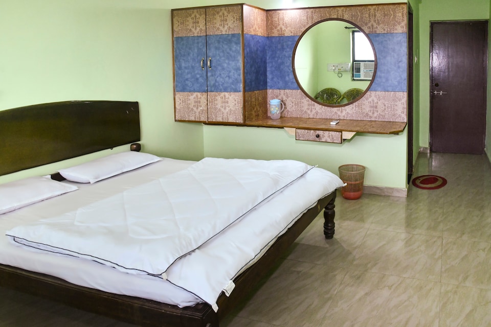 SPOT ON 43993 Savi Sagar Boarding & Lodging, Kundapur, Kundapur