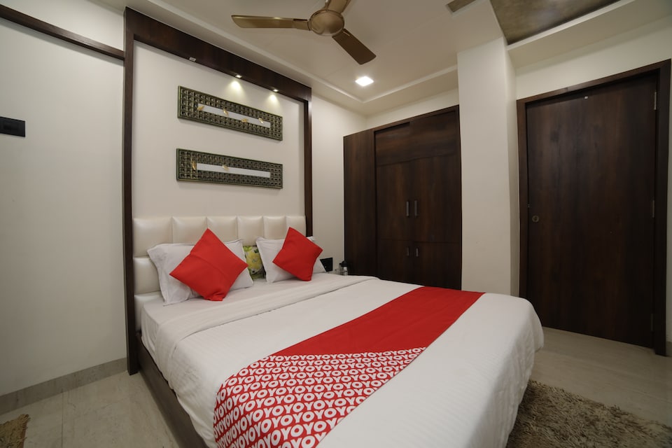 OYO 44012 RK Emperial, Amravati, Amravati