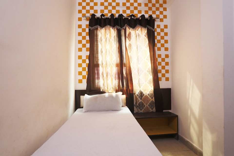 SPOT ON Star Guest House, Ghaziabad City, Ghaziabad