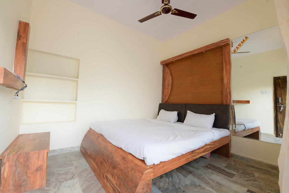 OYO 44046 Karma Palace, Pushkar, Pushkar