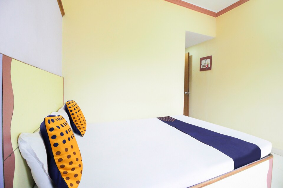 SPOT ON 44051 Hotel Brijratna, Mumbai Palghar-Boisar-Dahanu, Mumbai