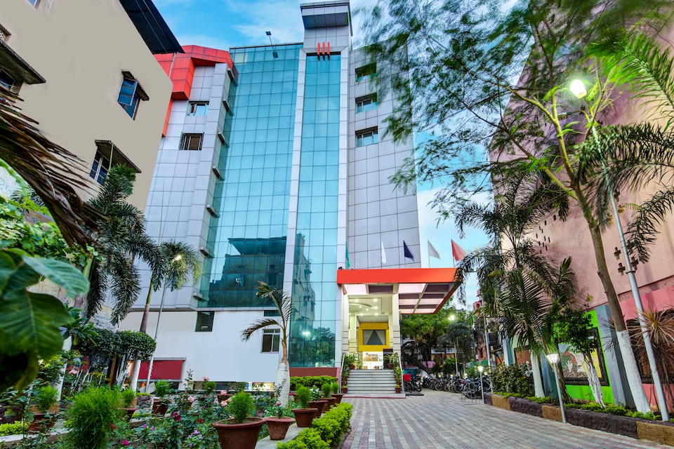 Capital O 3952 Republic Hotel, Gandhi Maidan Patna, Patna