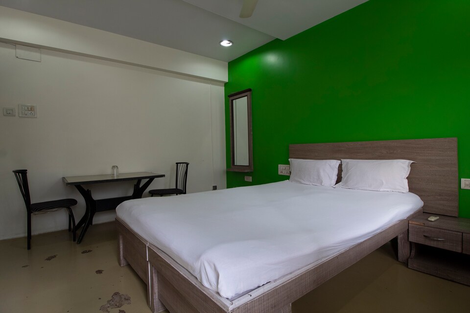 SPOT ON 44052 Hotel Sangam Residency, Karjat city, Karjat
