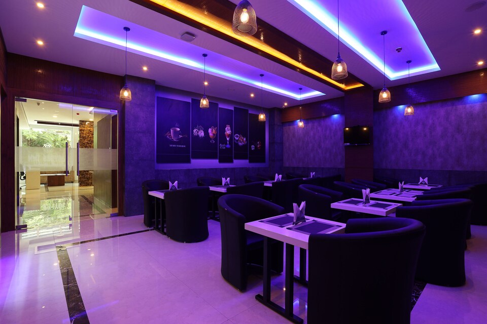 Capital O 44054 Joyees Inn, Kottayam, कोट्टायम